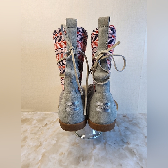Toms 6.5 Gray Suede/Nepal Knit Boots - Picture 3 of 5